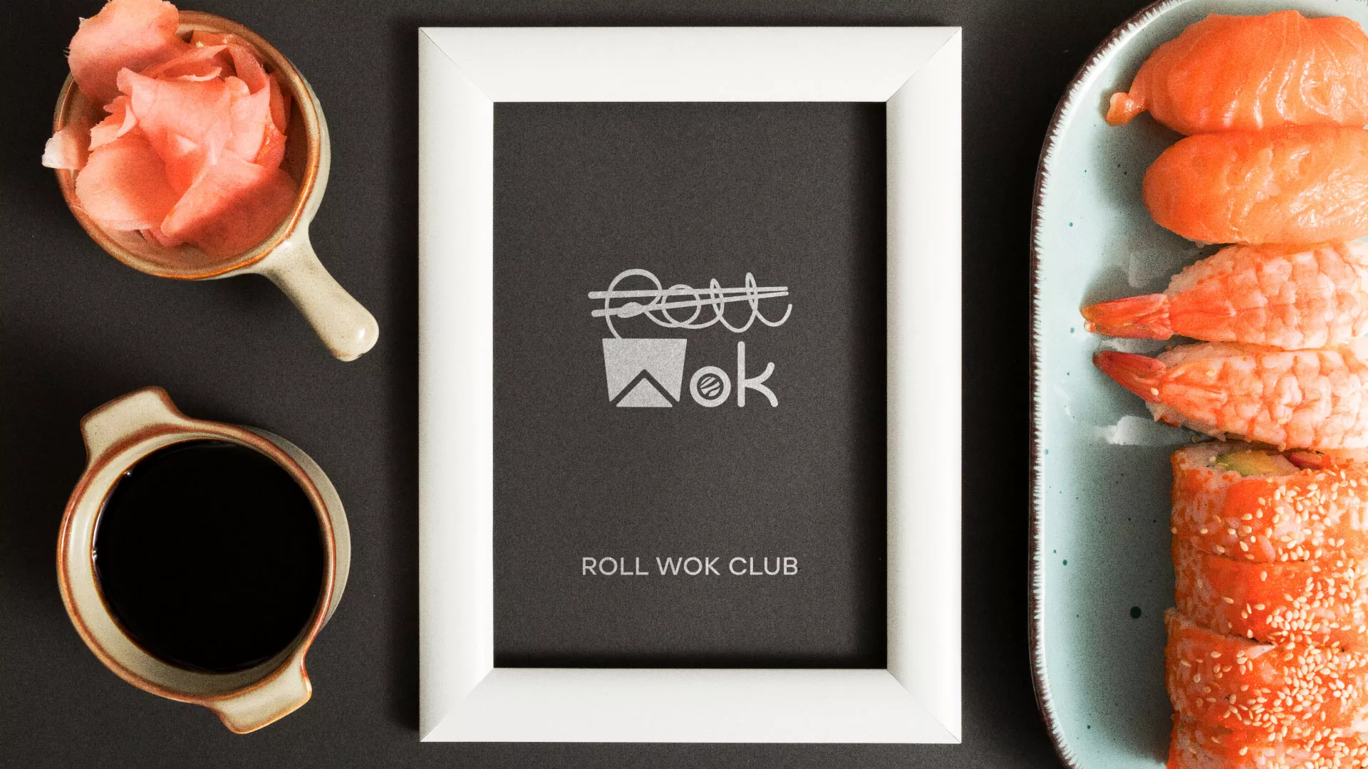 Разработка логотипа суши-бара «Roll Wok Club» в Сатке