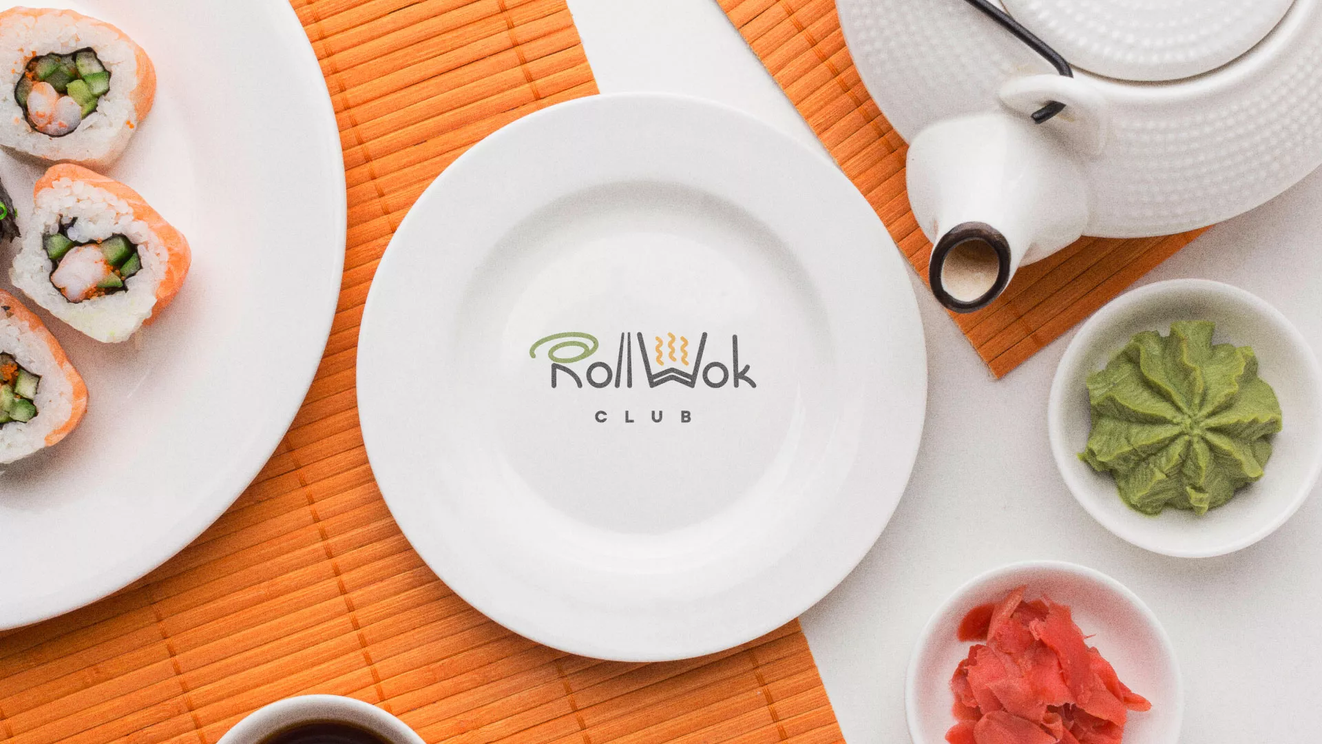 Разработка логотипа и фирменного стиля суши-бара «Roll Wok Club» в Сатке